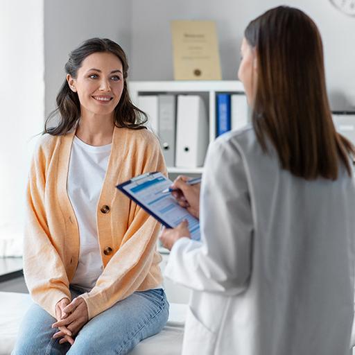 Medicina, donne e cura: un legame antico che parla al presente