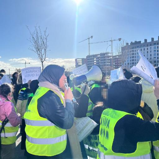 "Nos están mandando cartas para asustarnos, pero no nos vamos a ir": Los vecinos de La Cañada Real de Madrid, ante los avisos de desalojo