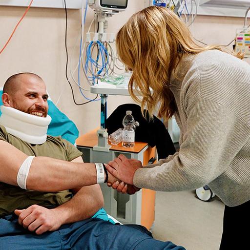 Askatasuna: Meloni dal poliziotto, e la sinistra? - Un nuovo partito con Vannacci, Adinolfi e Corona?