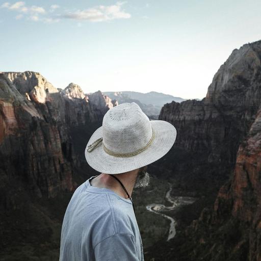 Season 5, Episode 15: A Journey around the Planet (Without Flying) With Thor Pedersen