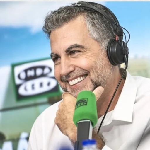 Rubén Amón cuenta su paso por El País, y habla de la muerte de Cruz Novillo. Tertulia Más de Uno (Onda Cero )4/05/2026