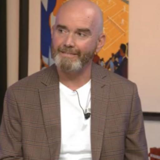 Laurent Chiambretto: Il a fait le tour du monde du tennis avec un sac à dos… et rencontré Federer