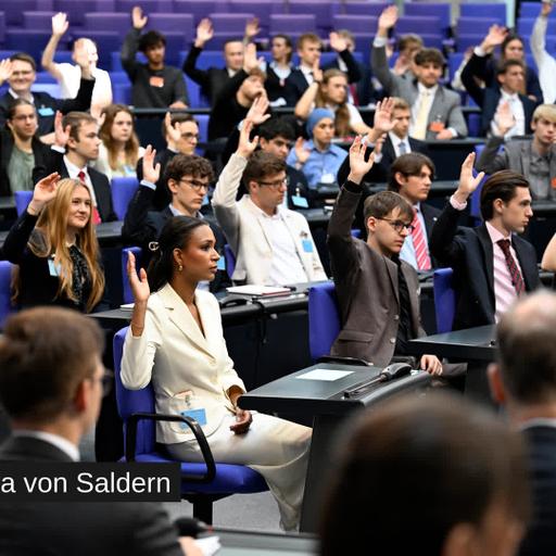 Jugend und Parlament 2026: Eröffnung und erste Lesung