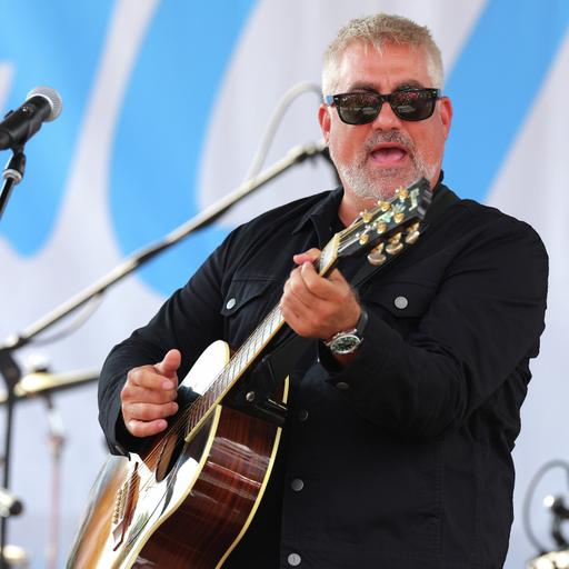 Former 'Idol' Winner Taylor Hicks Talks New Music, Touring & More!