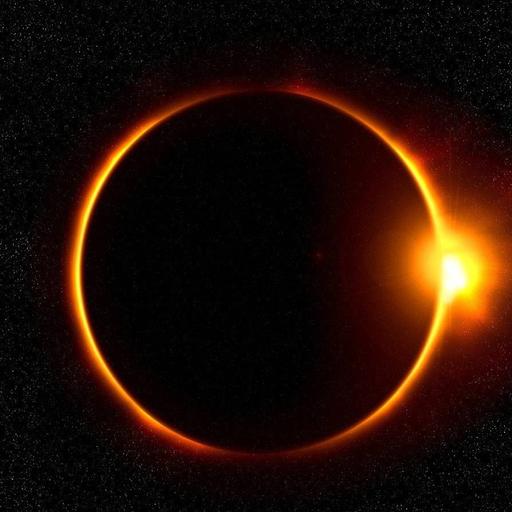 Nuño Ibáñez, ingeniero industrial: "En un observatorio de un pueblo de Burgos nos contaron que iba a haber un eclipse en España. Mi madre tuvo la idea de que vendiese gafas"