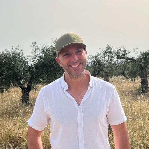 432 João Valente - 26 years no-till, outcompeting monocultures, and now teaching his neighbours