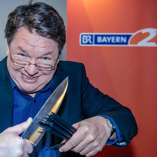 Angespitzt von Helmut Schleich: "Sommerpressekonferenz"