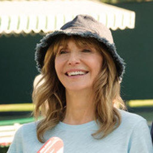 Mary Steenburgen - Academy Award & Golden Globe Winner