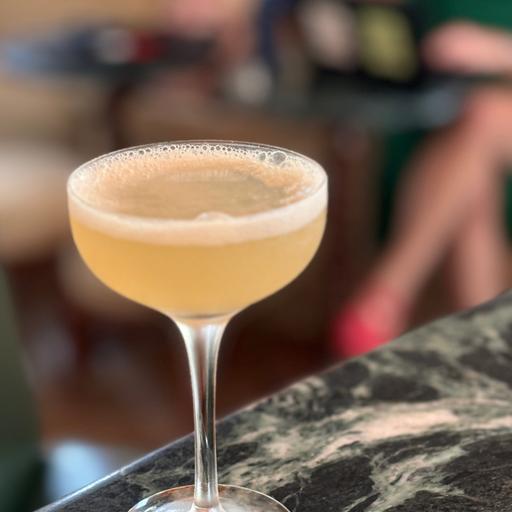 Making a French 75 Cocktail