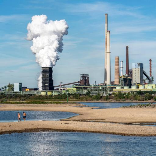 Niedrigwasser - Deutschland auf dem Trockenen
