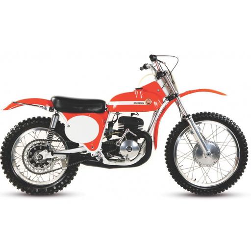 Emma's History Hole - The Spanish Bikes
