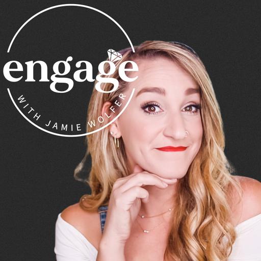 Makeup Touch-Ups, Guest Distractions & Cash Gifts | Wedding Q&A