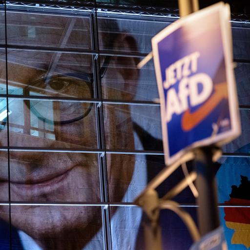 Aufstieg der AfD – „Auch die Wirtschaftspolitik hat eine Verantwortung“
