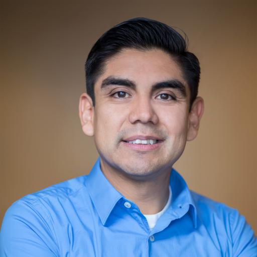 Navigating Health Information Online with Dr. Guillermo Ruiz (Ep 101)