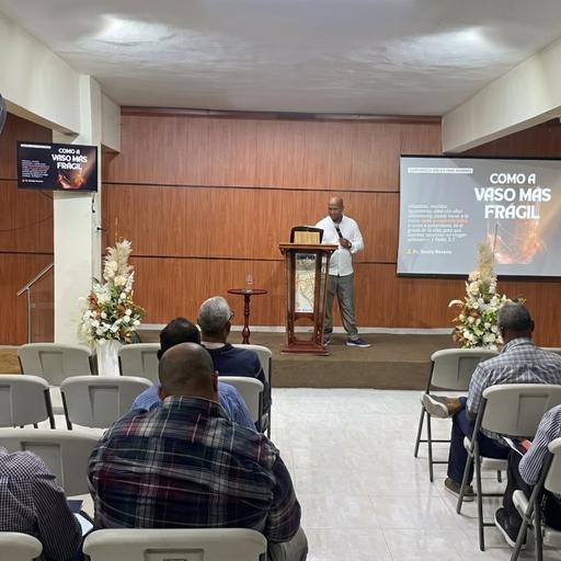 Conferencia para Hombres: «Como a Vaso más Frágil» - Smaily Rosario