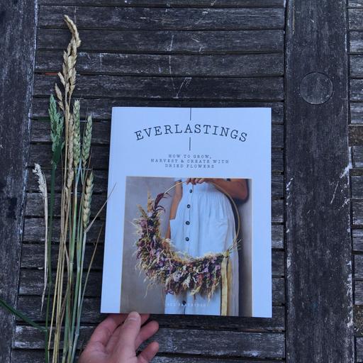 Bex Partridge - Everlastings, An ode to the art of drying flowers